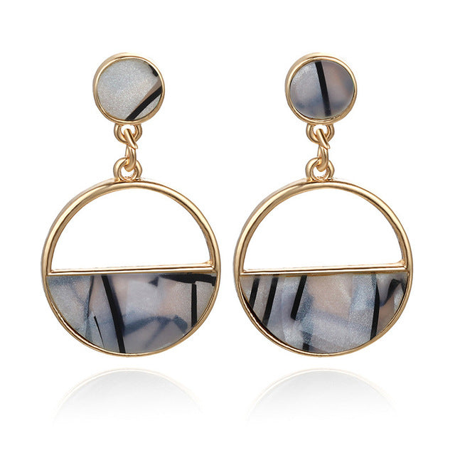 2018 New Fashion Stud Earrings Black White Stone Geometric Earrings Round Triangle Design Punk Ear Jewelry Brincos
